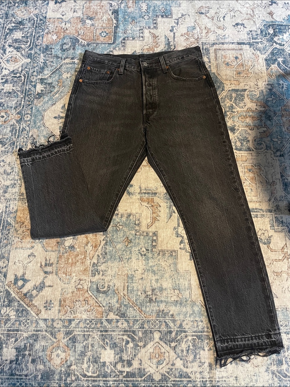 Woman’s 501 skinny Black Washed Levi’s Jeans - Classic Straight Fit